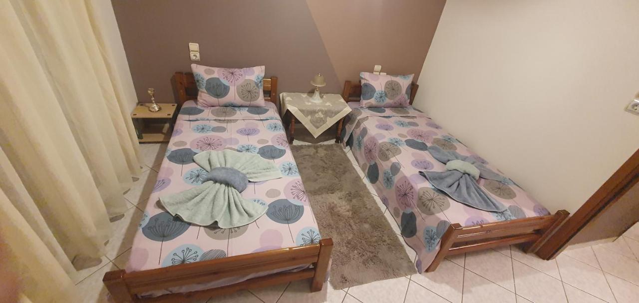 Panos Rooms 2 Kalambaka Bagian luar foto